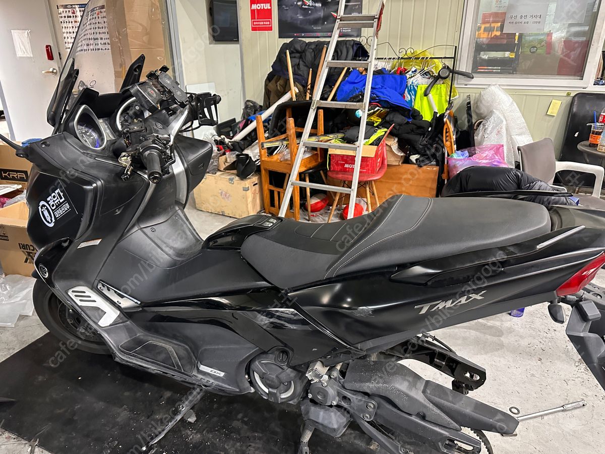야마하 TMAX DX 4