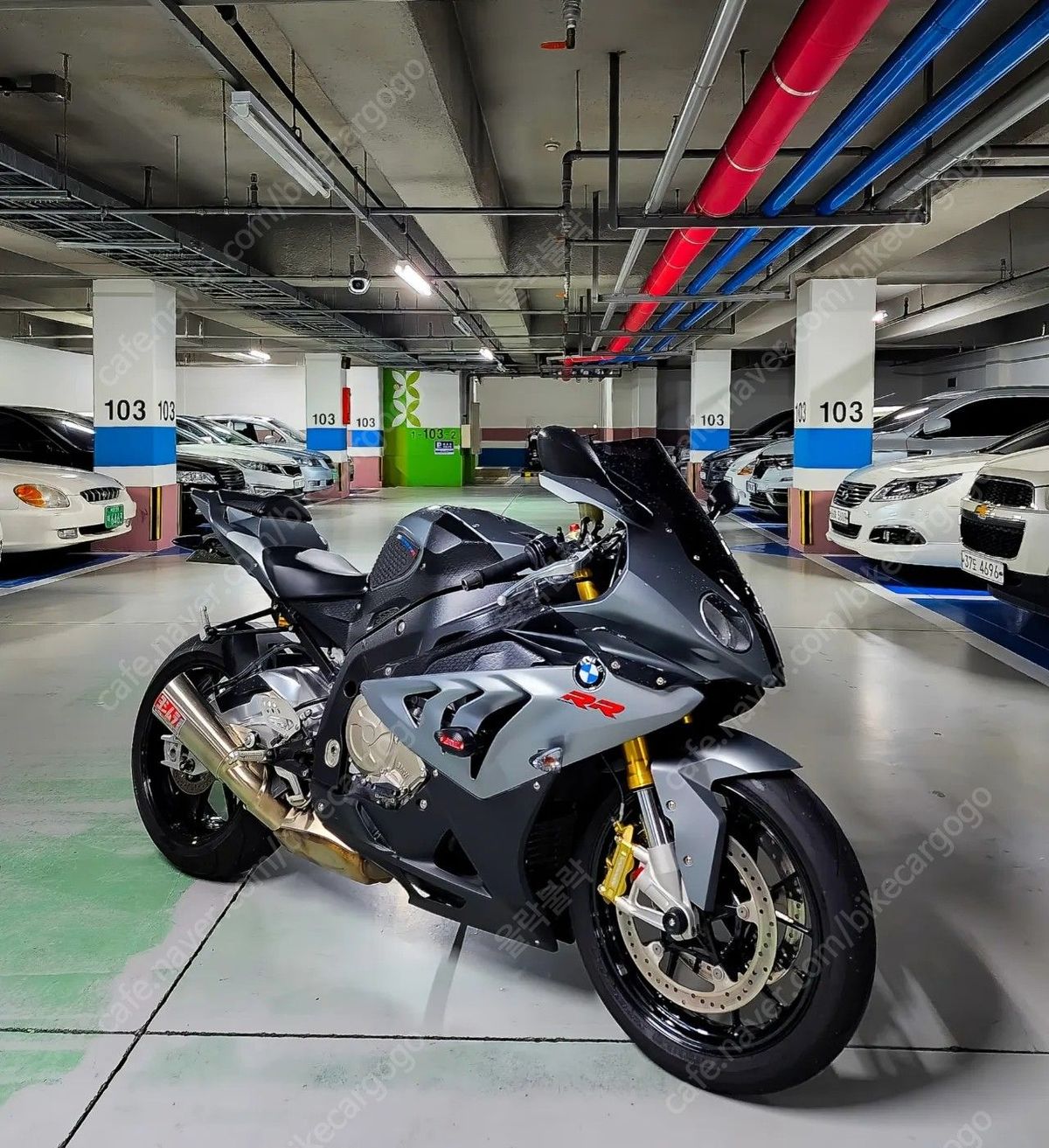 BMW S 1000 RR main