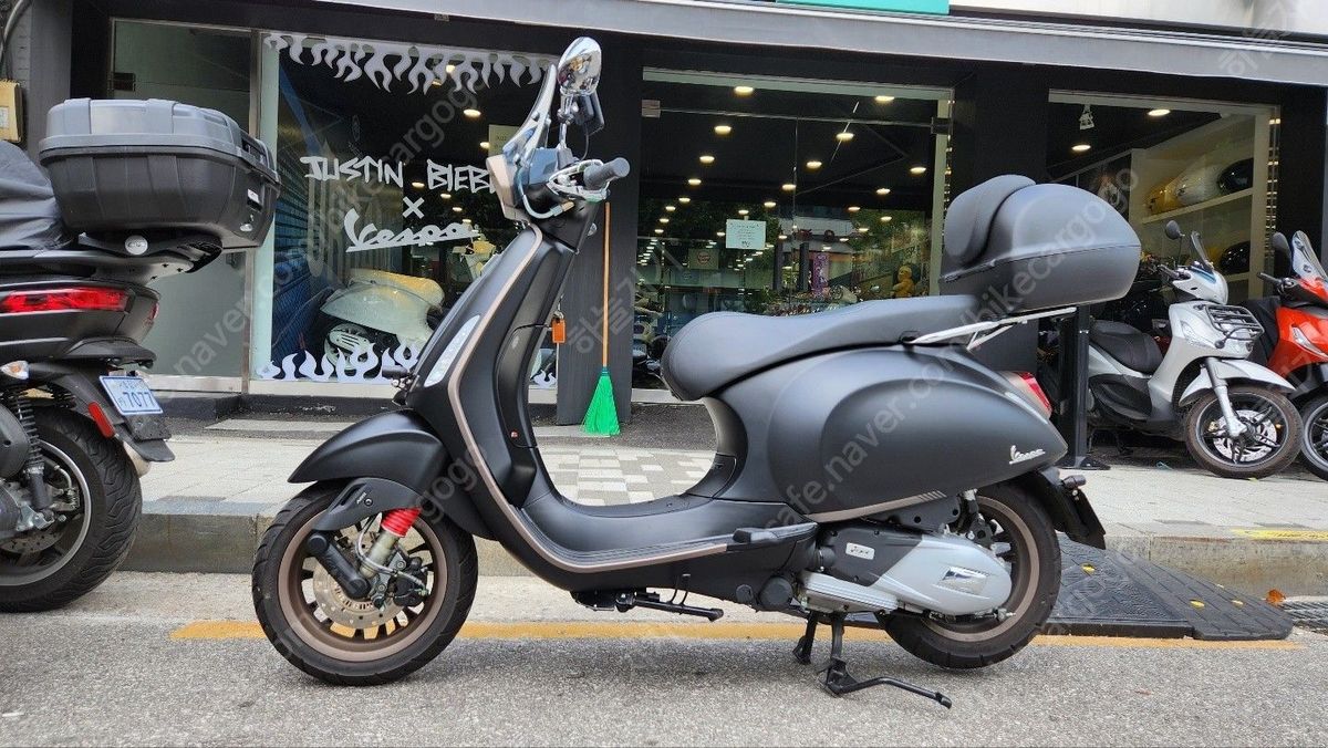 베스파 스프린트 S 125 main
