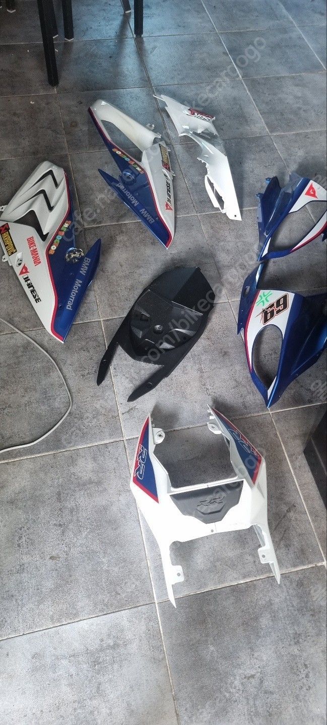 BMW S 1000 RR more