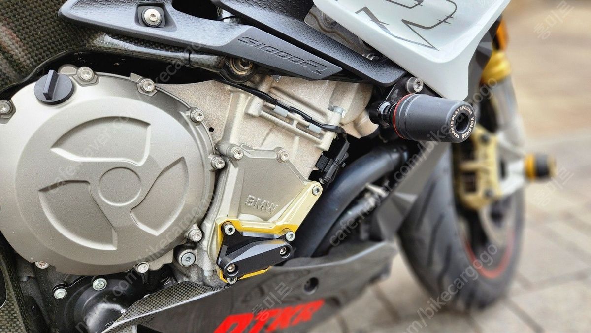 BMW S 1000 R 11