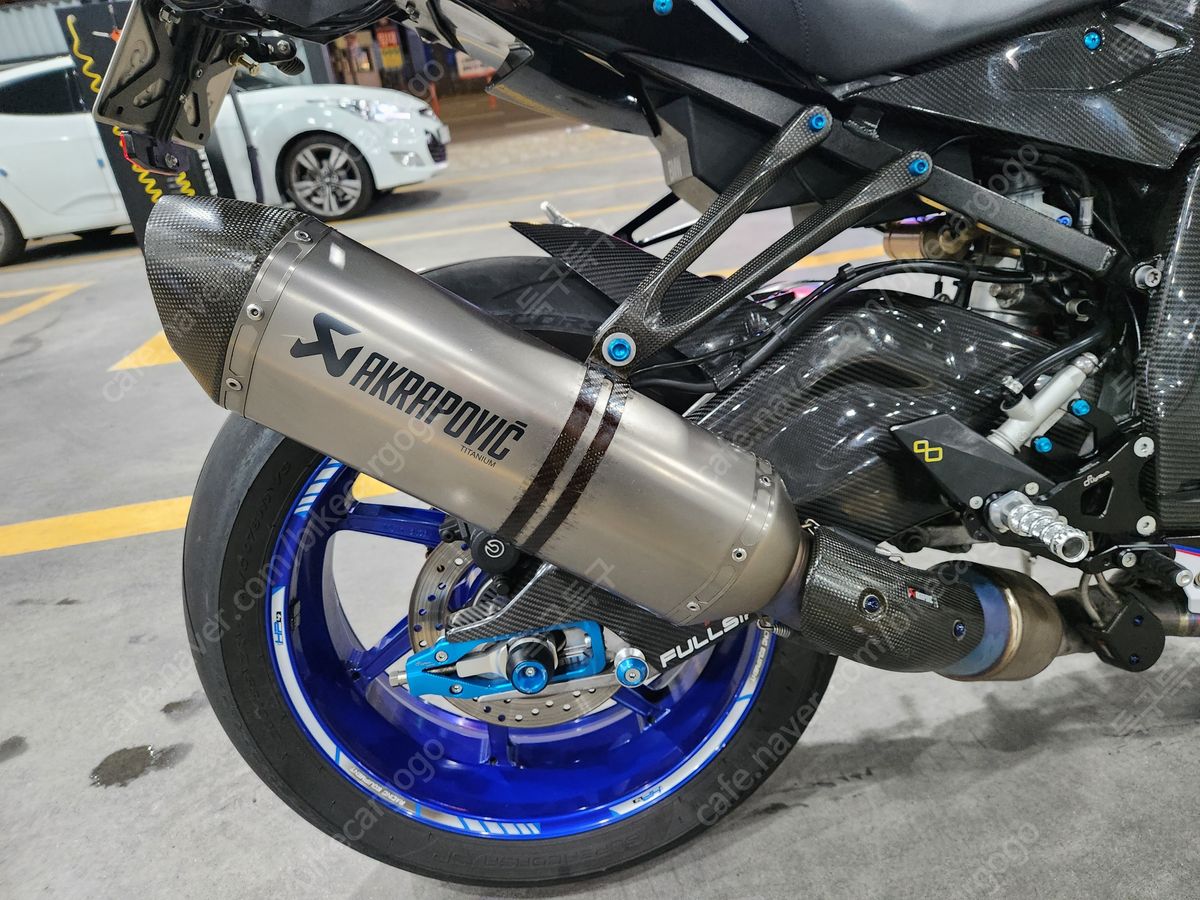 BMW S 1000 RR 10