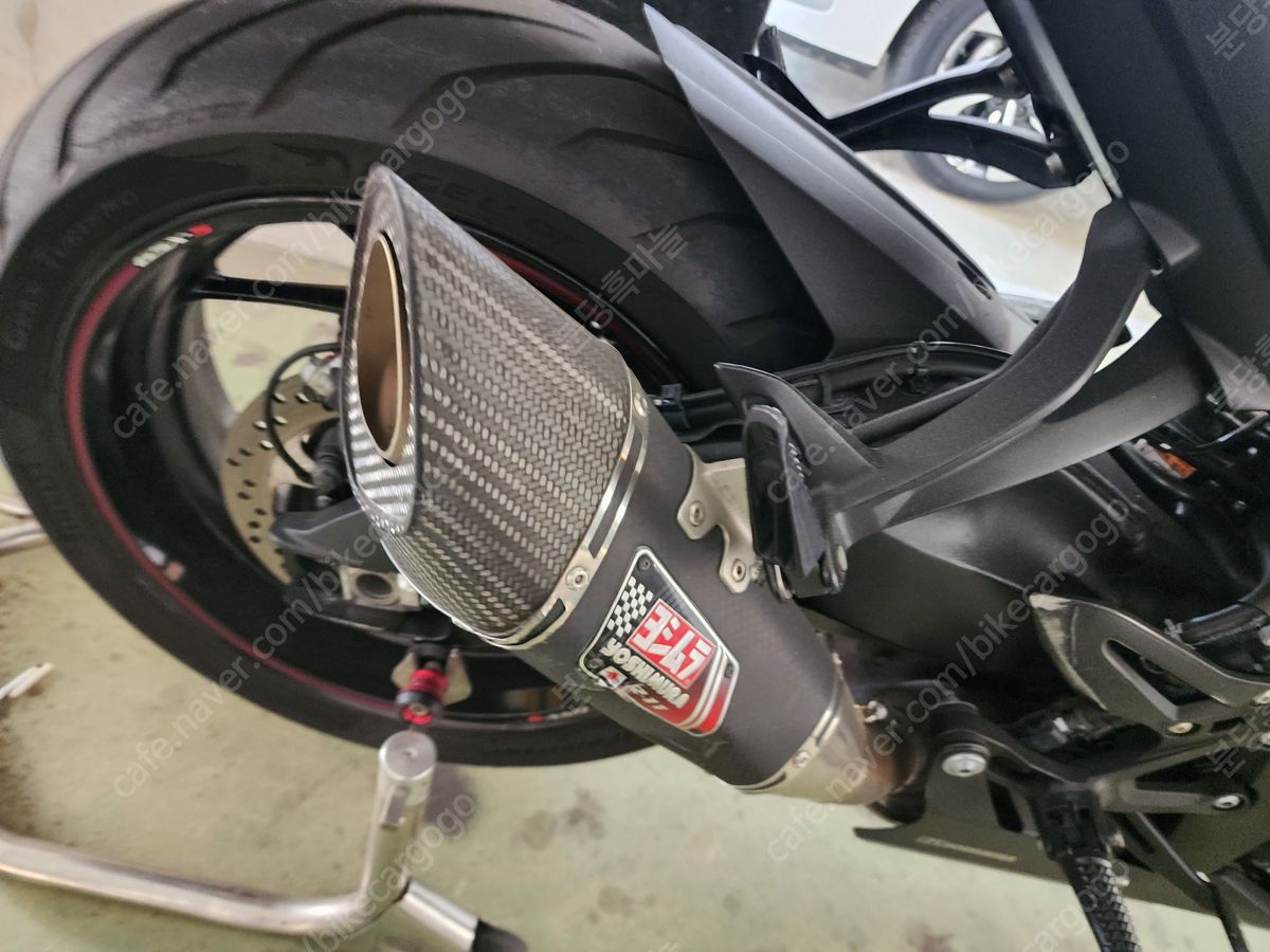 스즈키 GSX S 1000 F 6