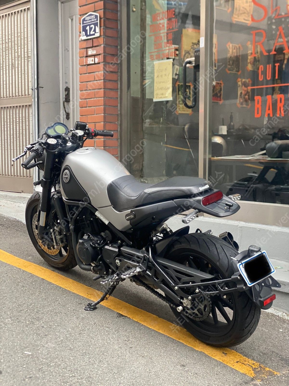 베넬리 레온치노 500 6