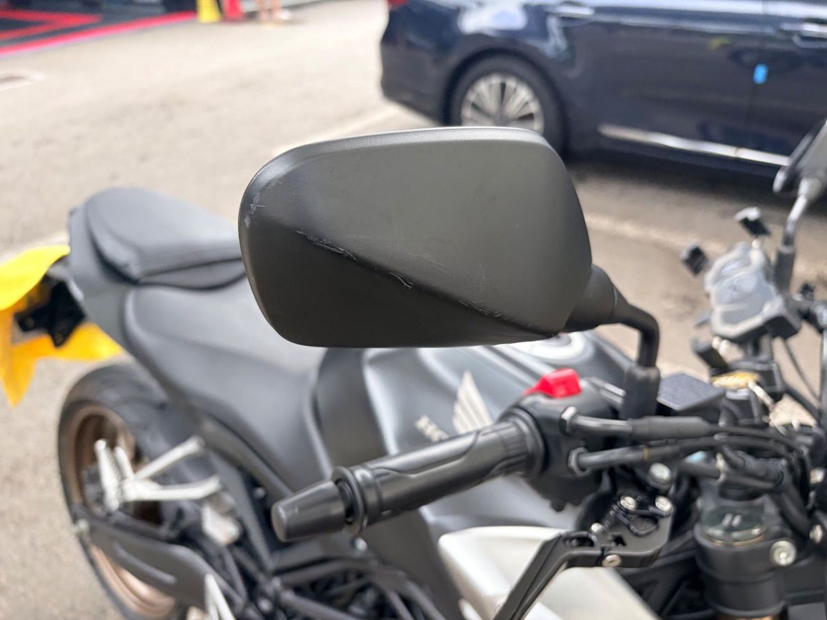혼다 CB 125 R 9