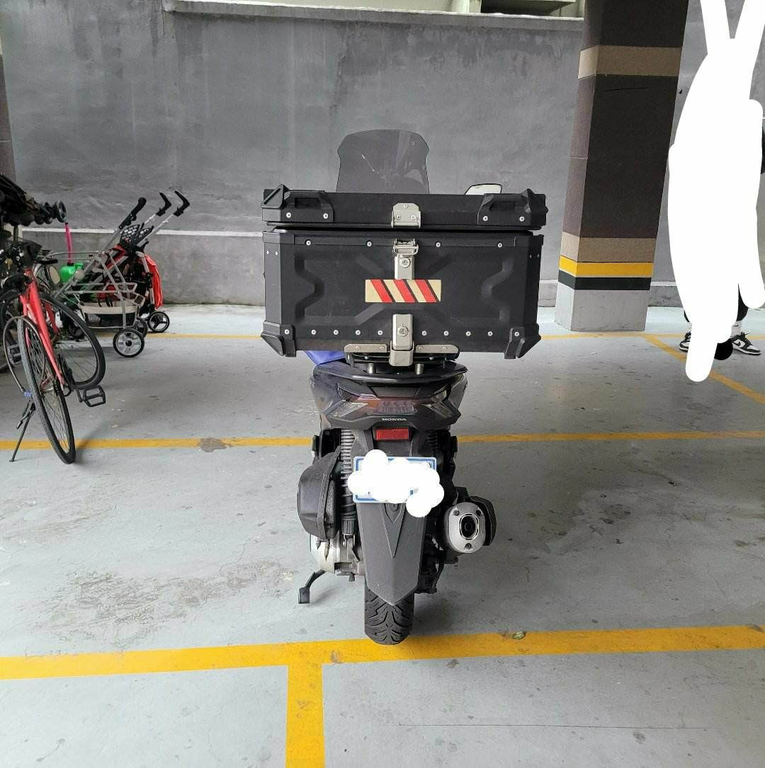 혼다 PCX 125 more