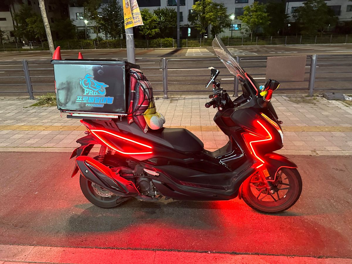 혼다 포르자 350 main