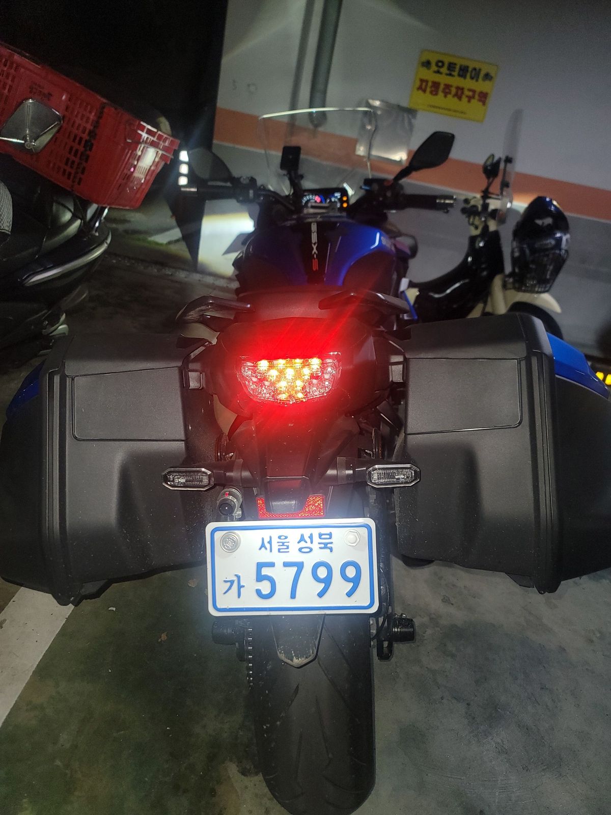 스즈키 GSX S 1000 GT 4