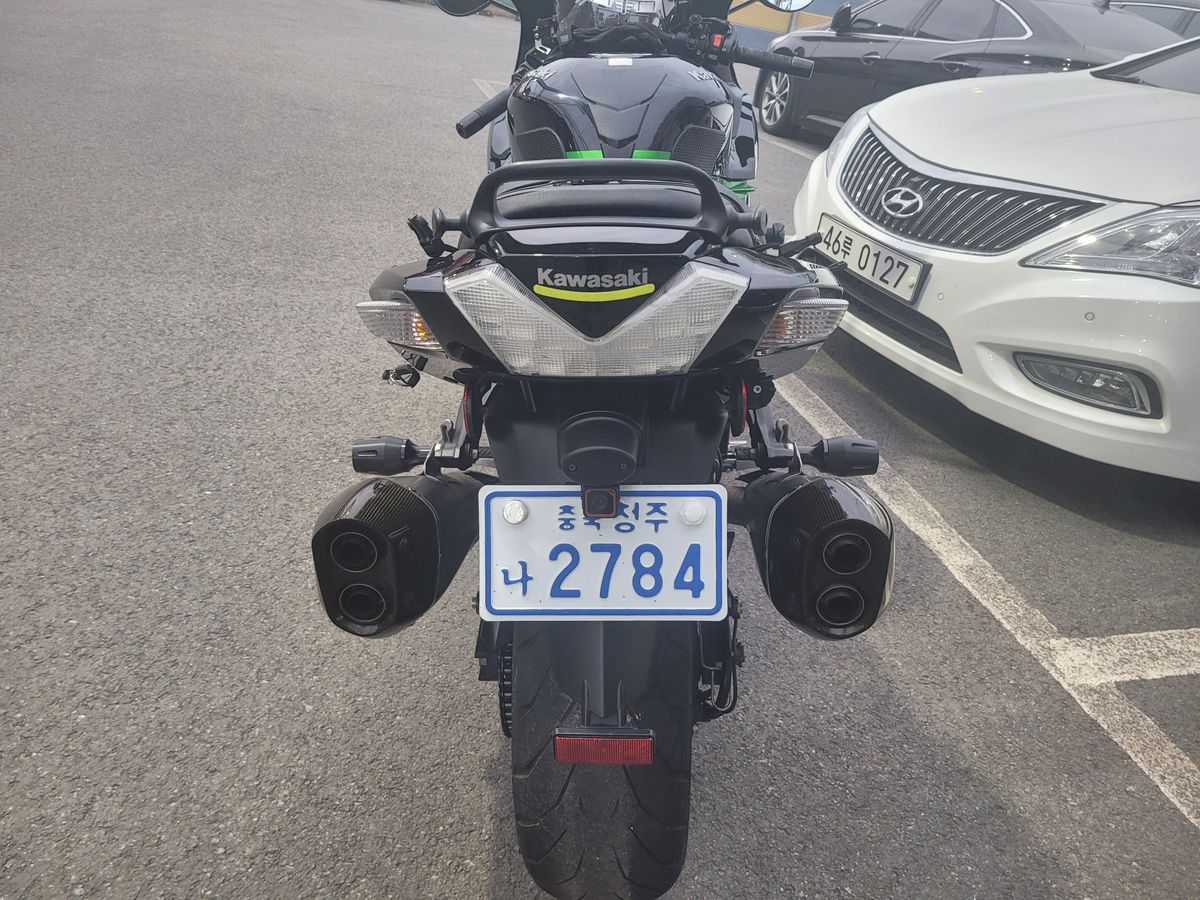 가와사키 ZZR 1400 올린즈 에디션 4