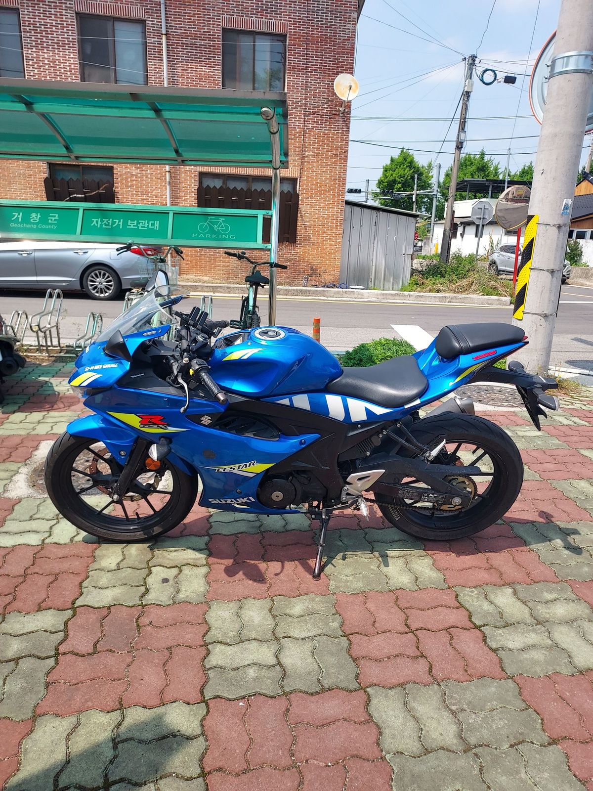 스즈키 GSX R 125 ABS thumb 2