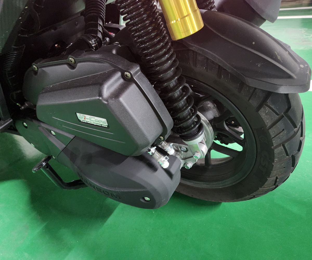 기타 ADV 125 9