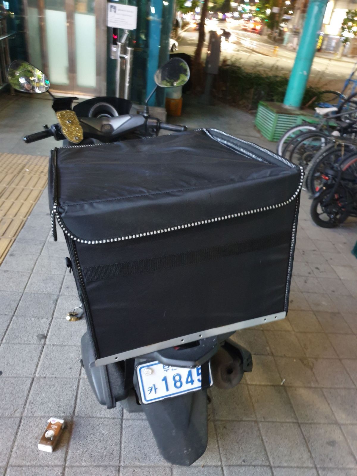 야마하 NMAX 125 4