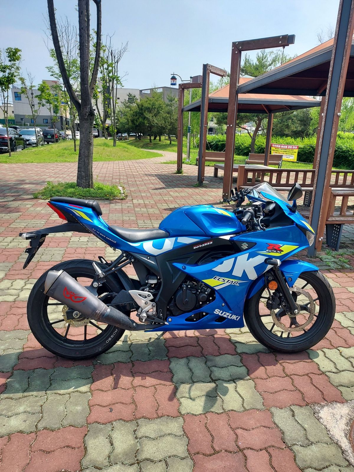 스즈키 GSX R 125 ABS main
