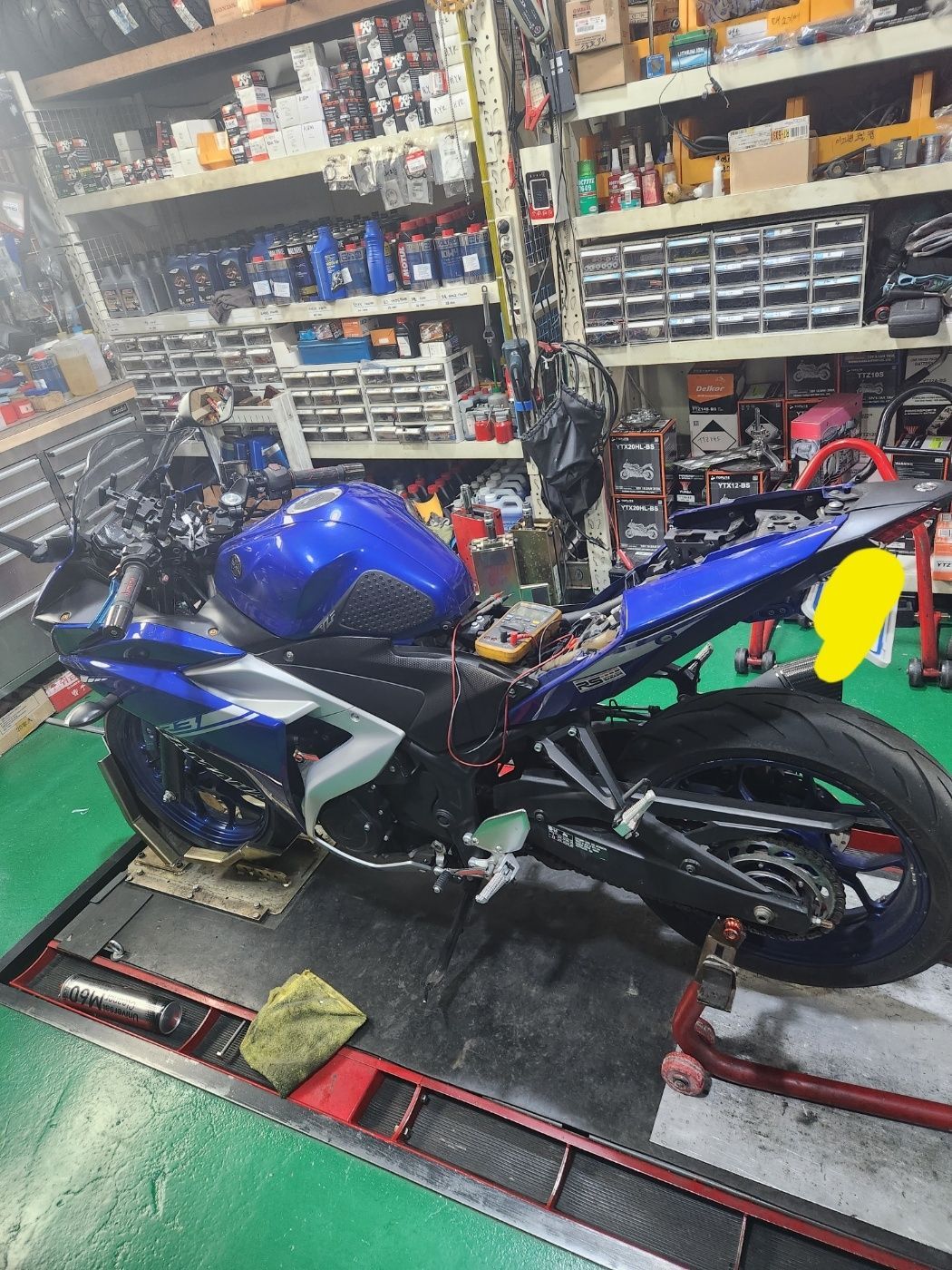 야마하 YZF R3 thumb 2