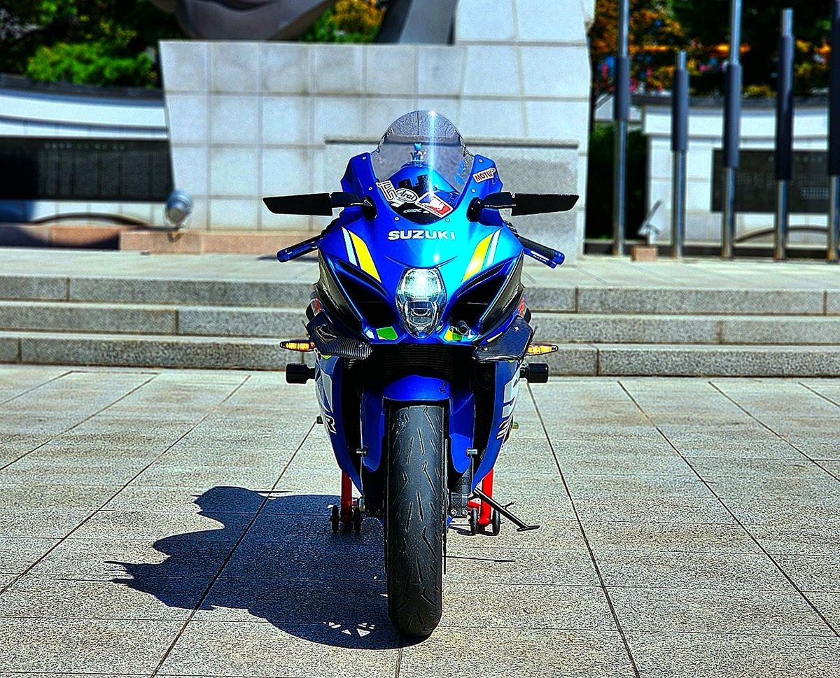 스즈키 GSX R 1000 ABS more