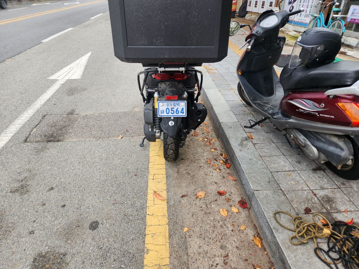 한솜모터스 ADV 125 4