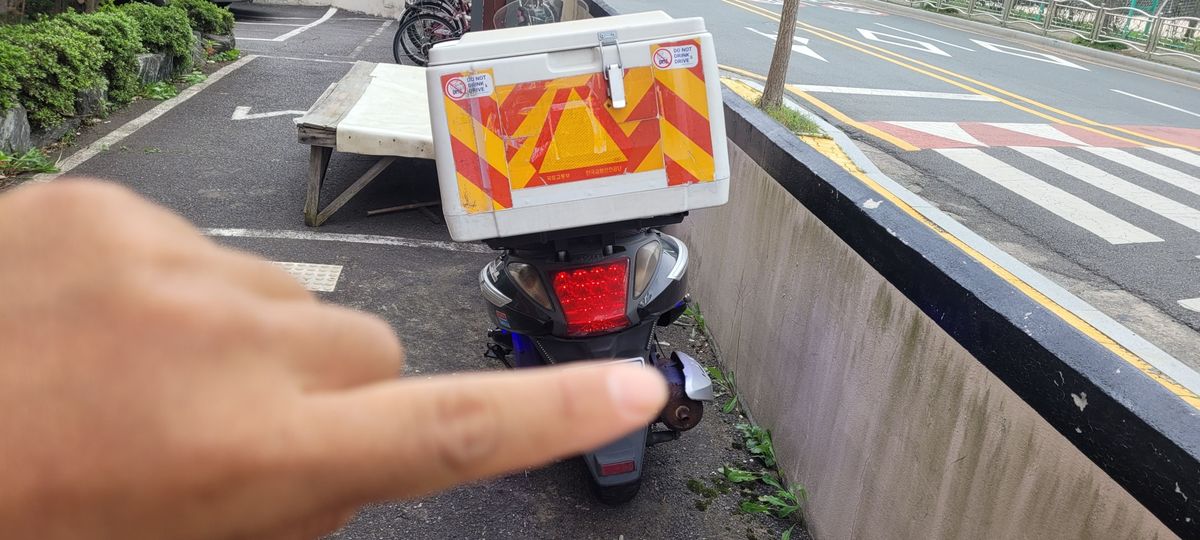 SYM 보이져 125 EVO 4