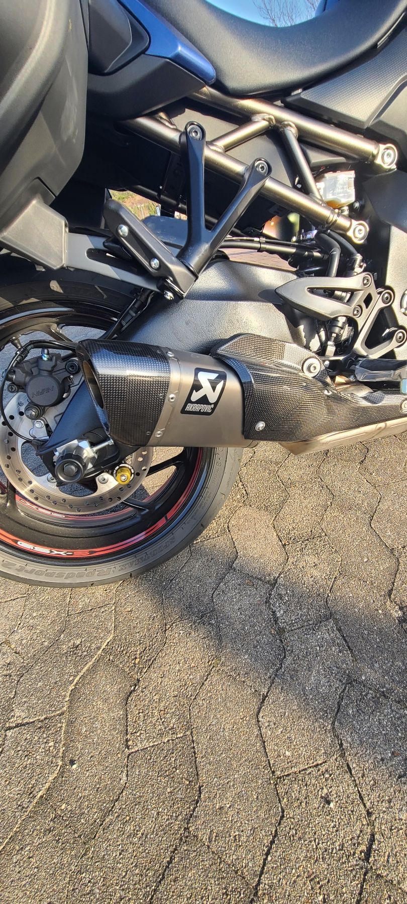 스즈키 GSX S 1000 GT 10