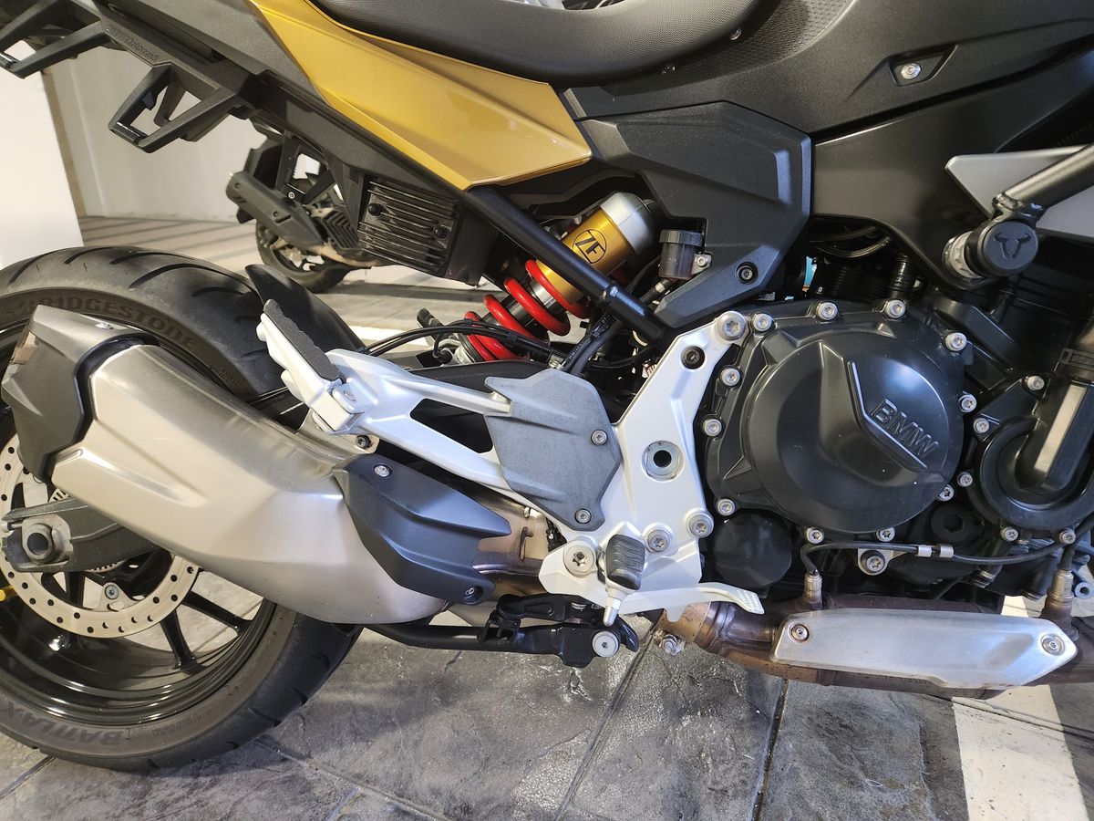 BMW F 900 XR 9