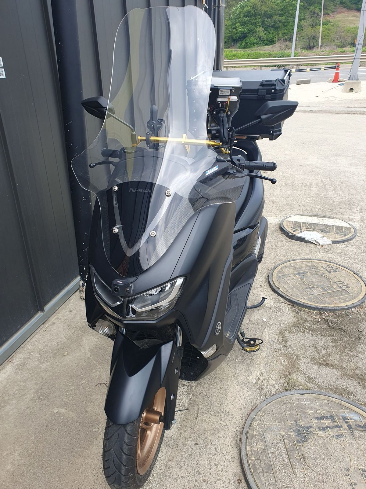 야마하 NMAX 125 more
