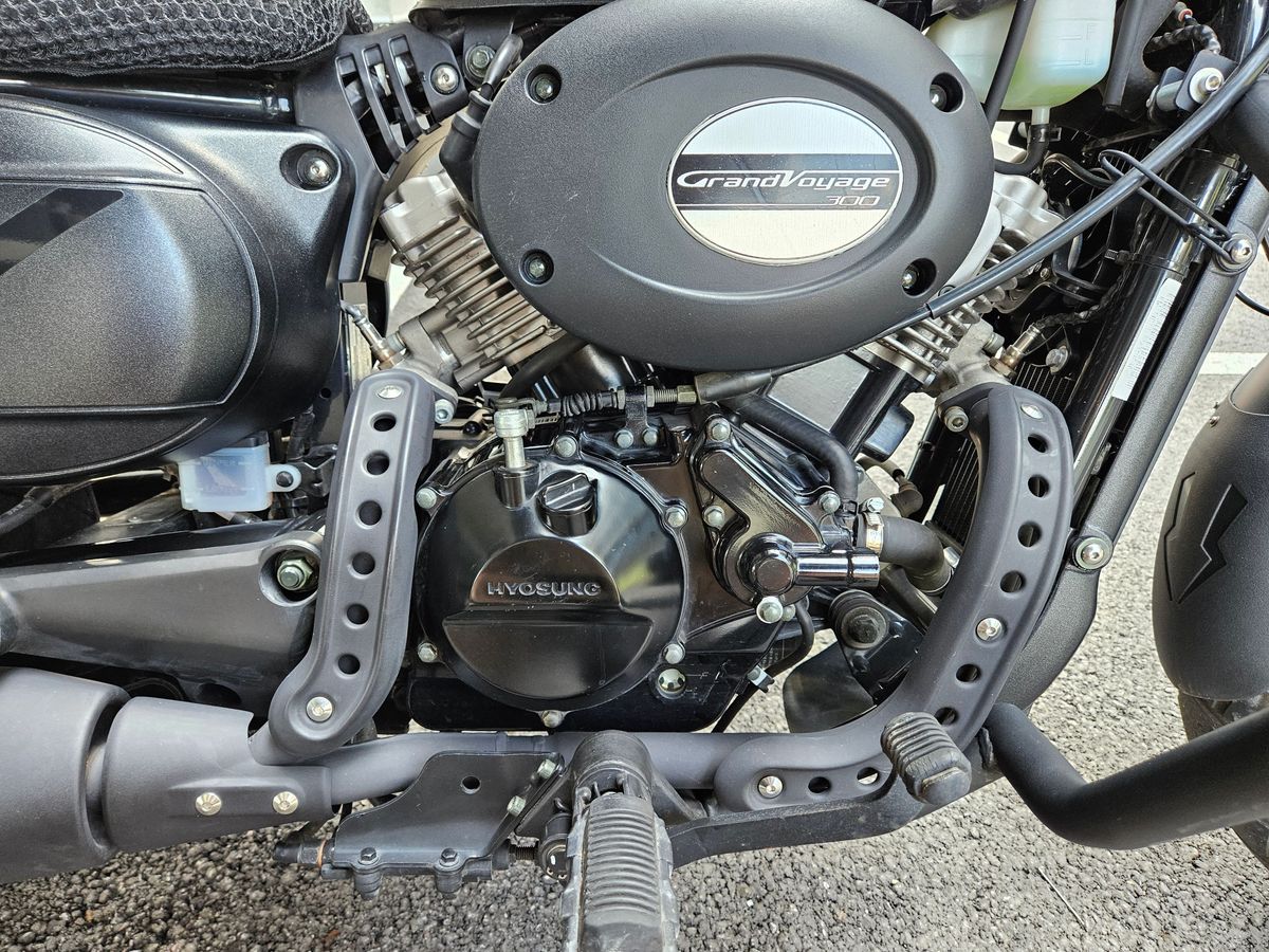 KR모터스 아퀼라 300 S 7