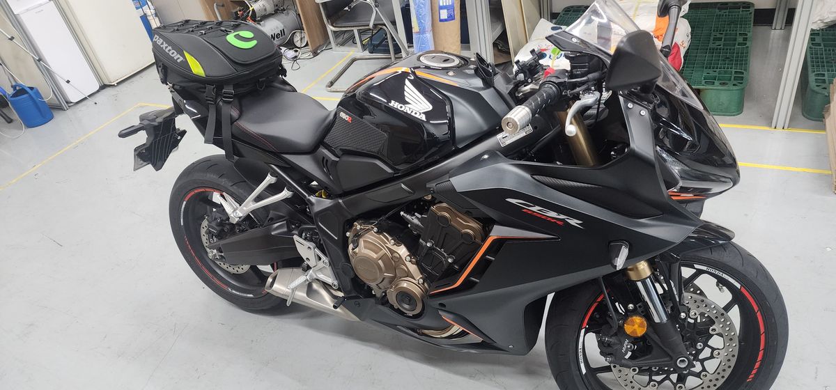 혼다 CBR 650 R MT main