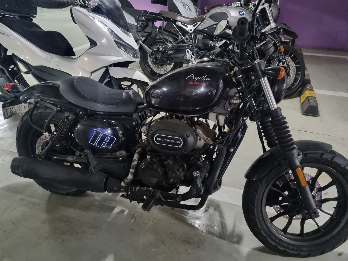 KR모터스 아퀼라 125 main