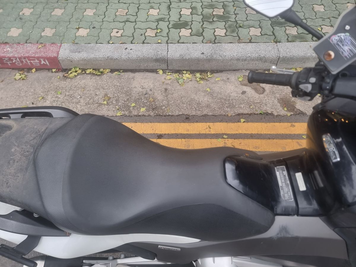 혼다 인테그라 750 8