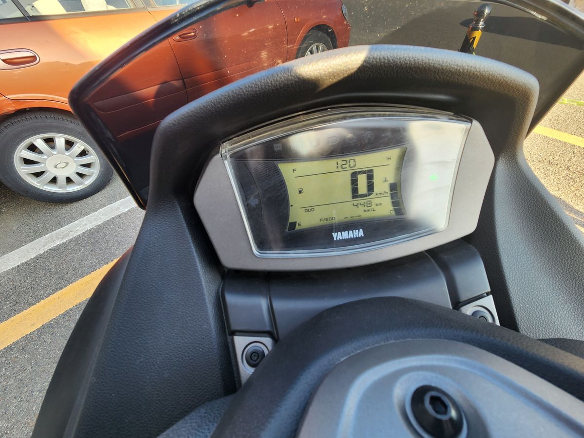 야마하 NMAX 125 more