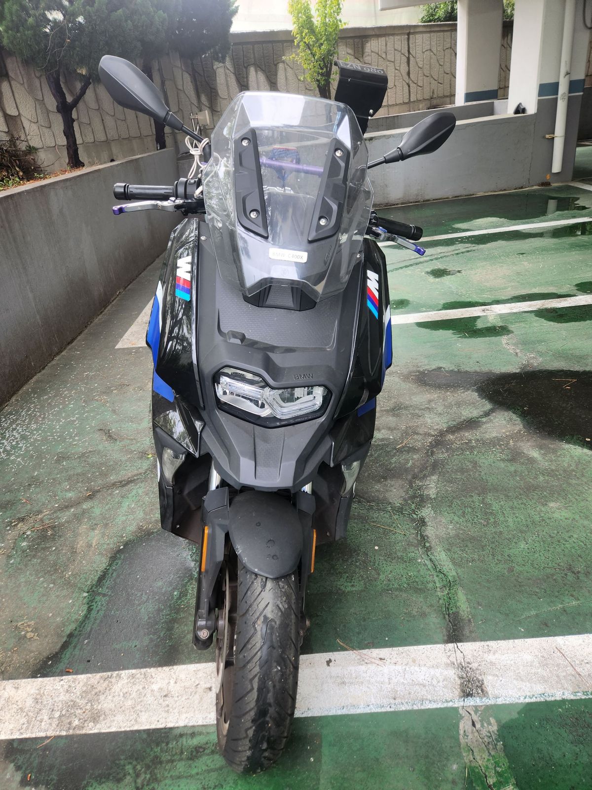 BMW C 400 X more
