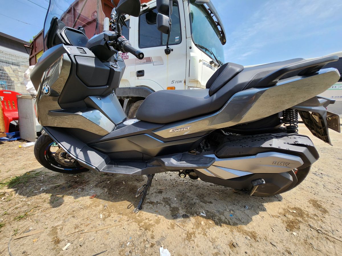 BMW C 400 GT main
