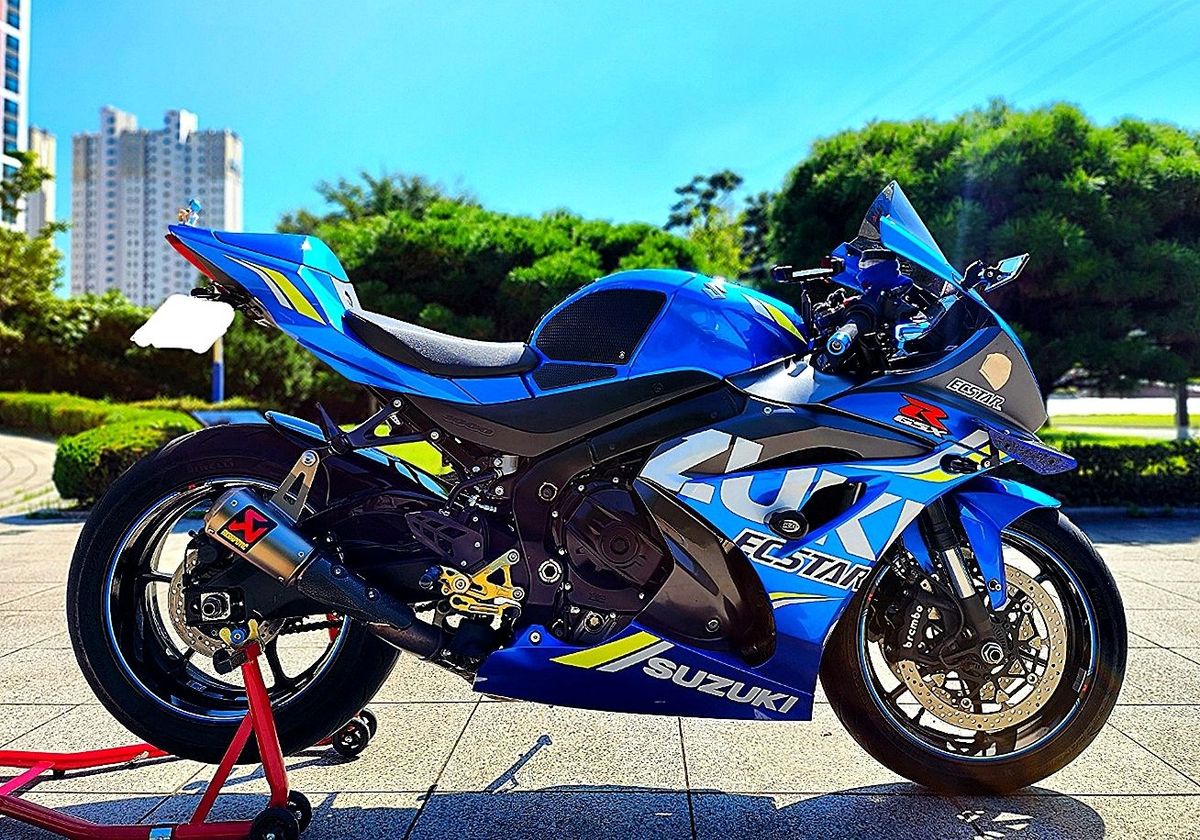 스즈키 GSX R 1000 ABS main