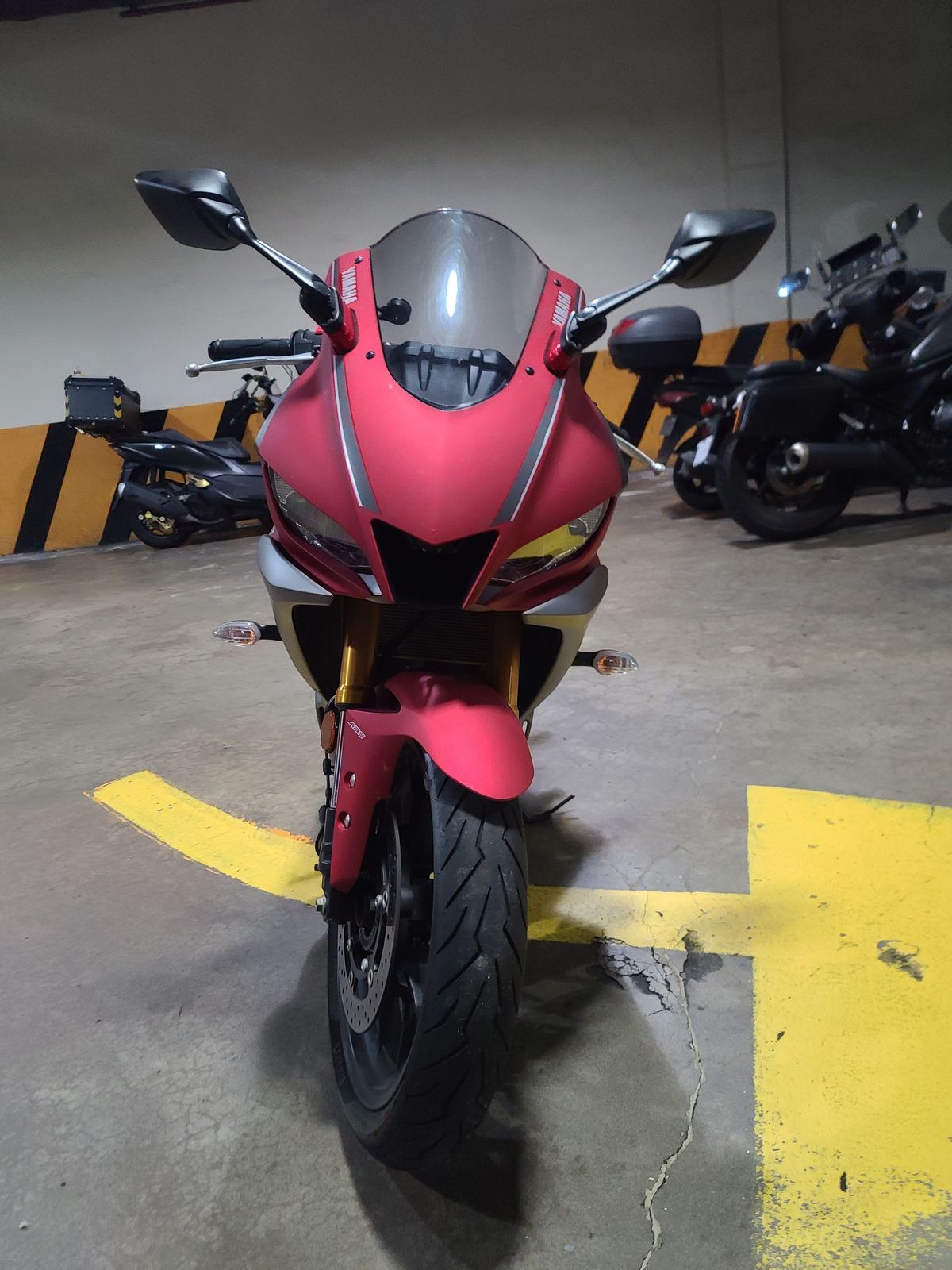 야마하 YZF R3 more