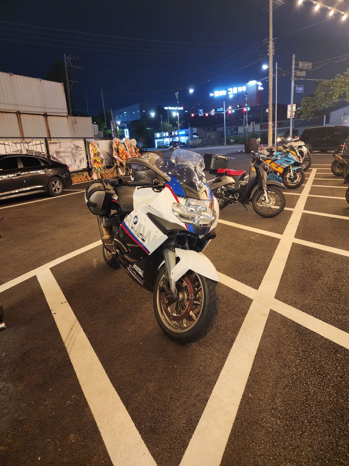 BMW K 1300 S more