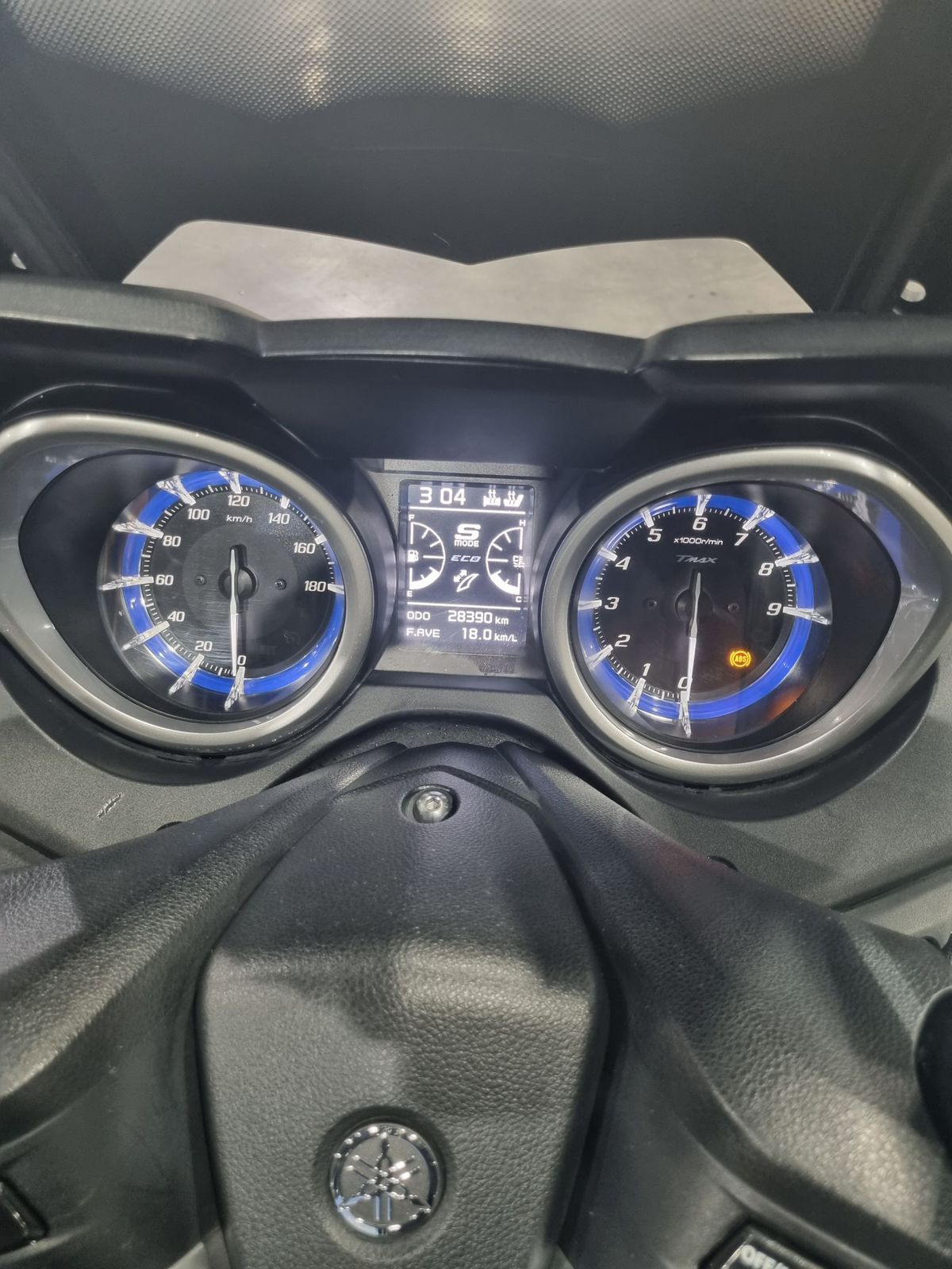 야마하 TMAX DX 5