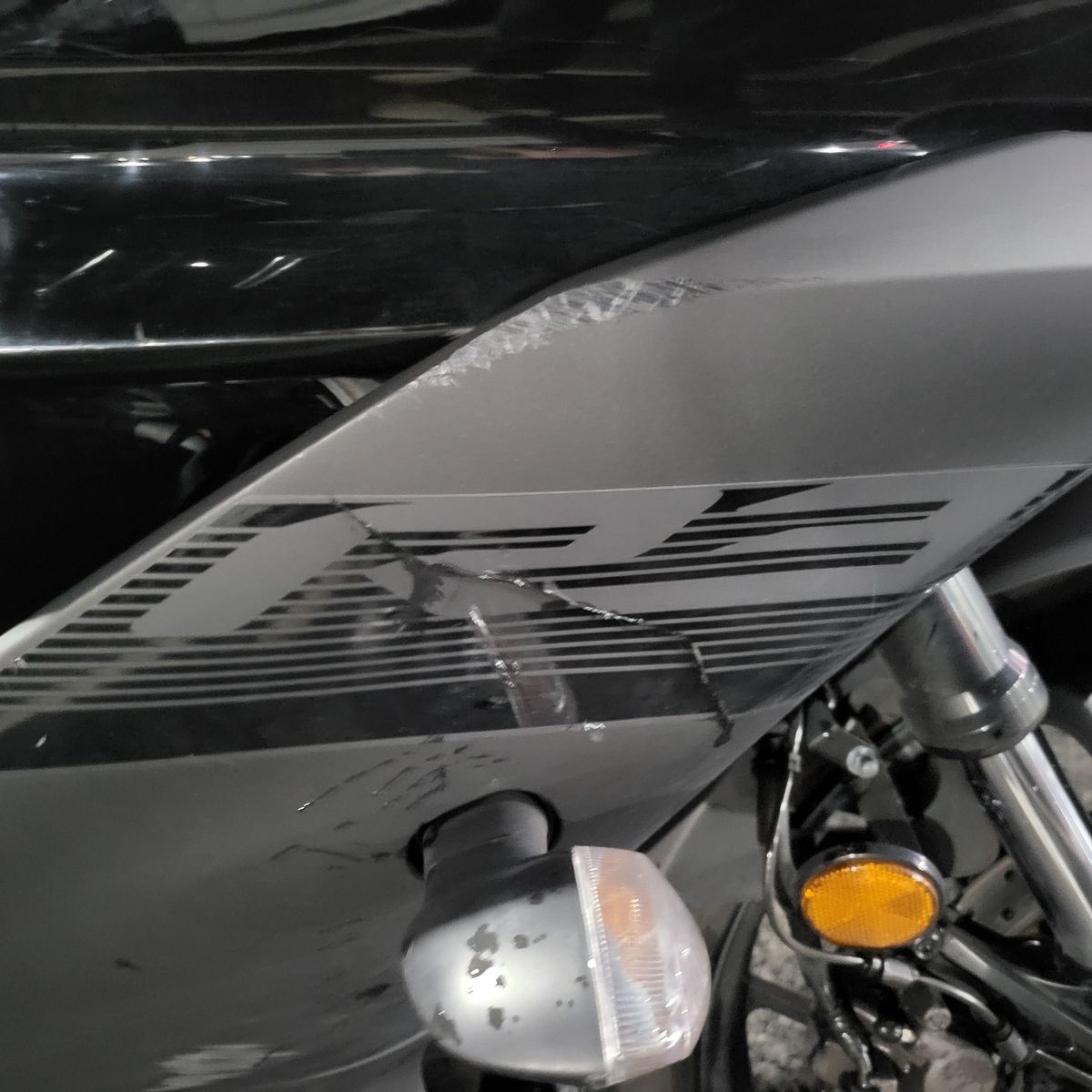 야마하 YZF R3 10