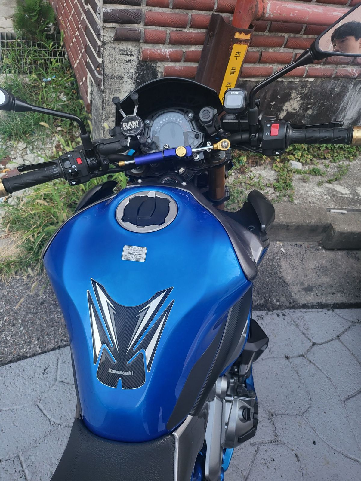 가와사키 Z 900 more