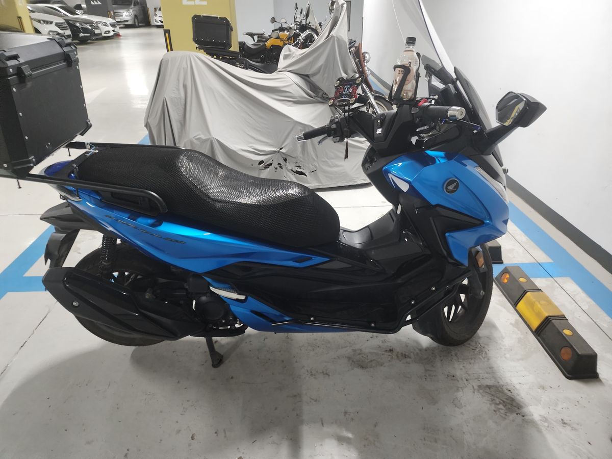 혼다 포르자 350 main