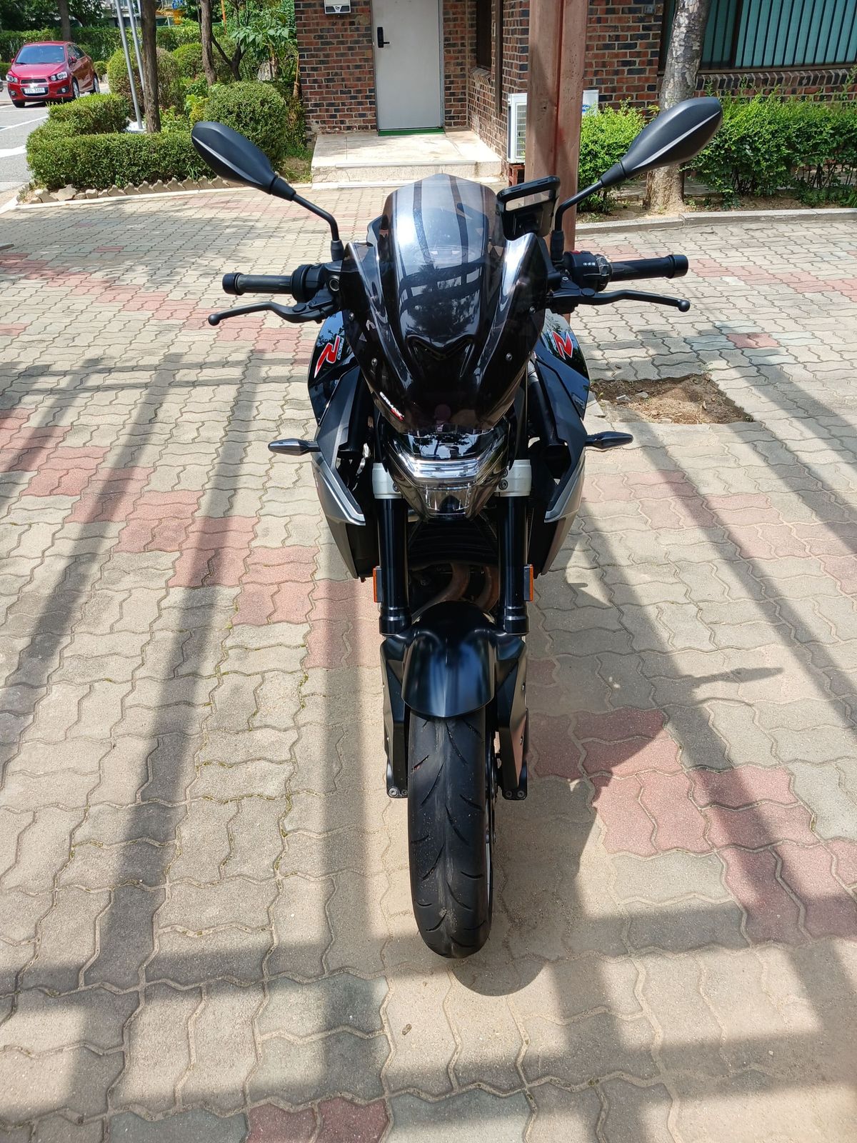 BMW F 900 R more