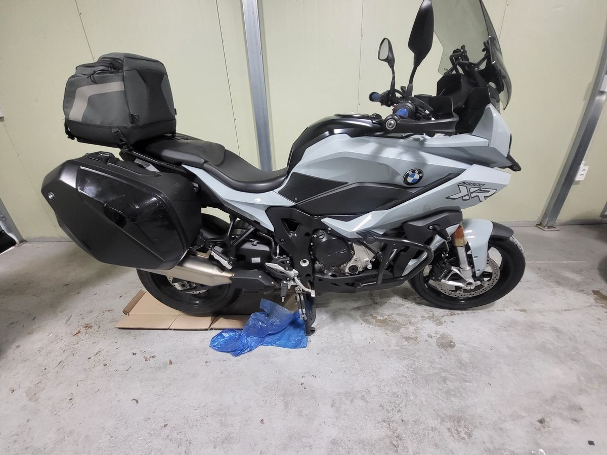 BMW S 1000 XR main