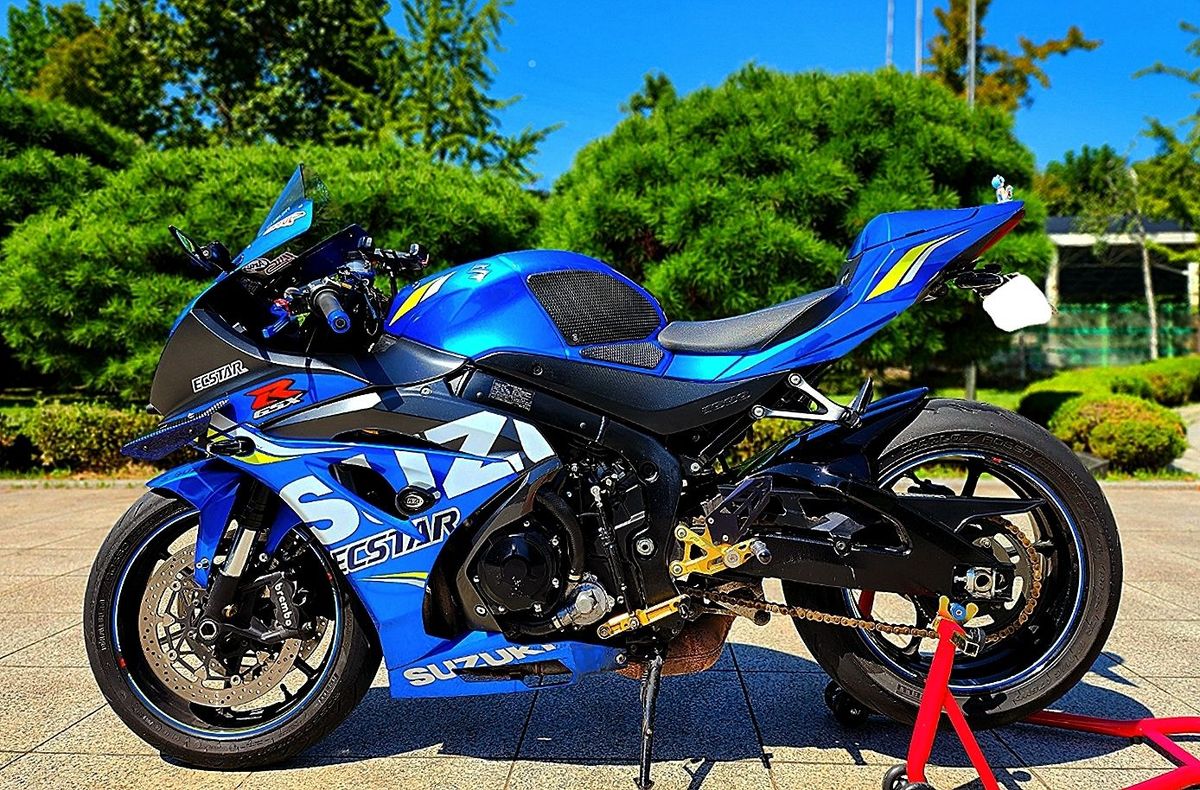 스즈키 GSX R 1000 ABS thumb 2