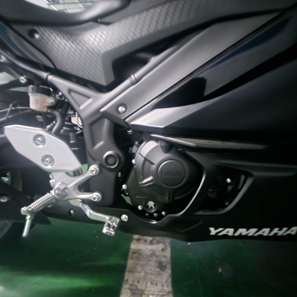 야마하 YZF R3 7