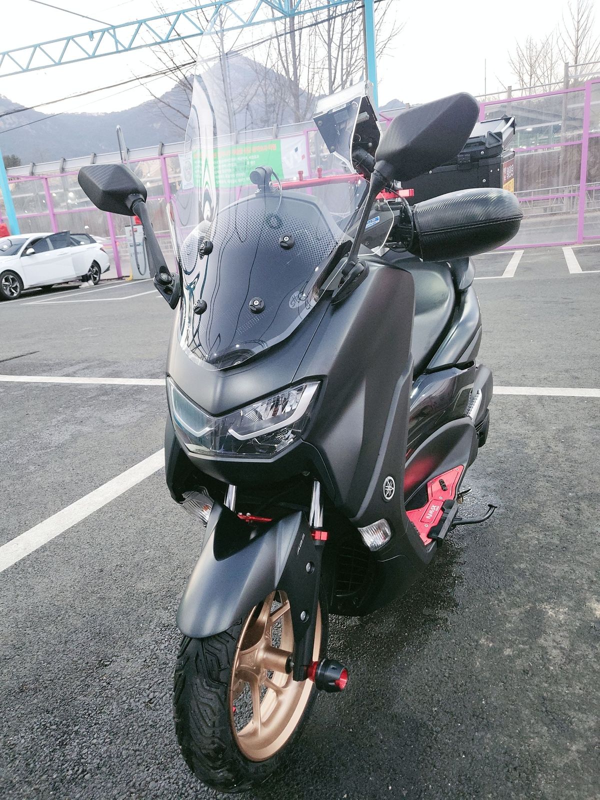 야마하 NMAX 125 more