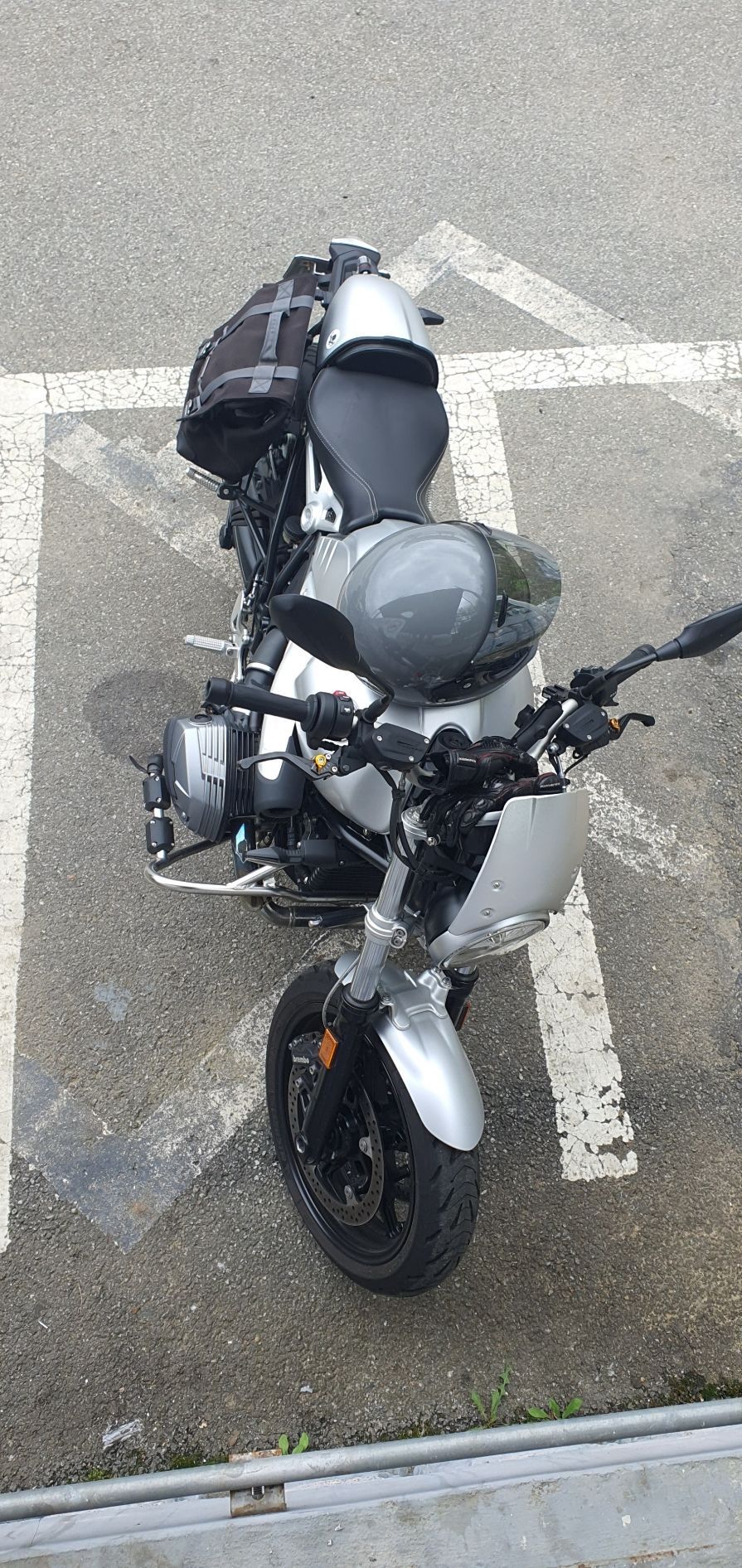 BMW R nine T 퓨어 more