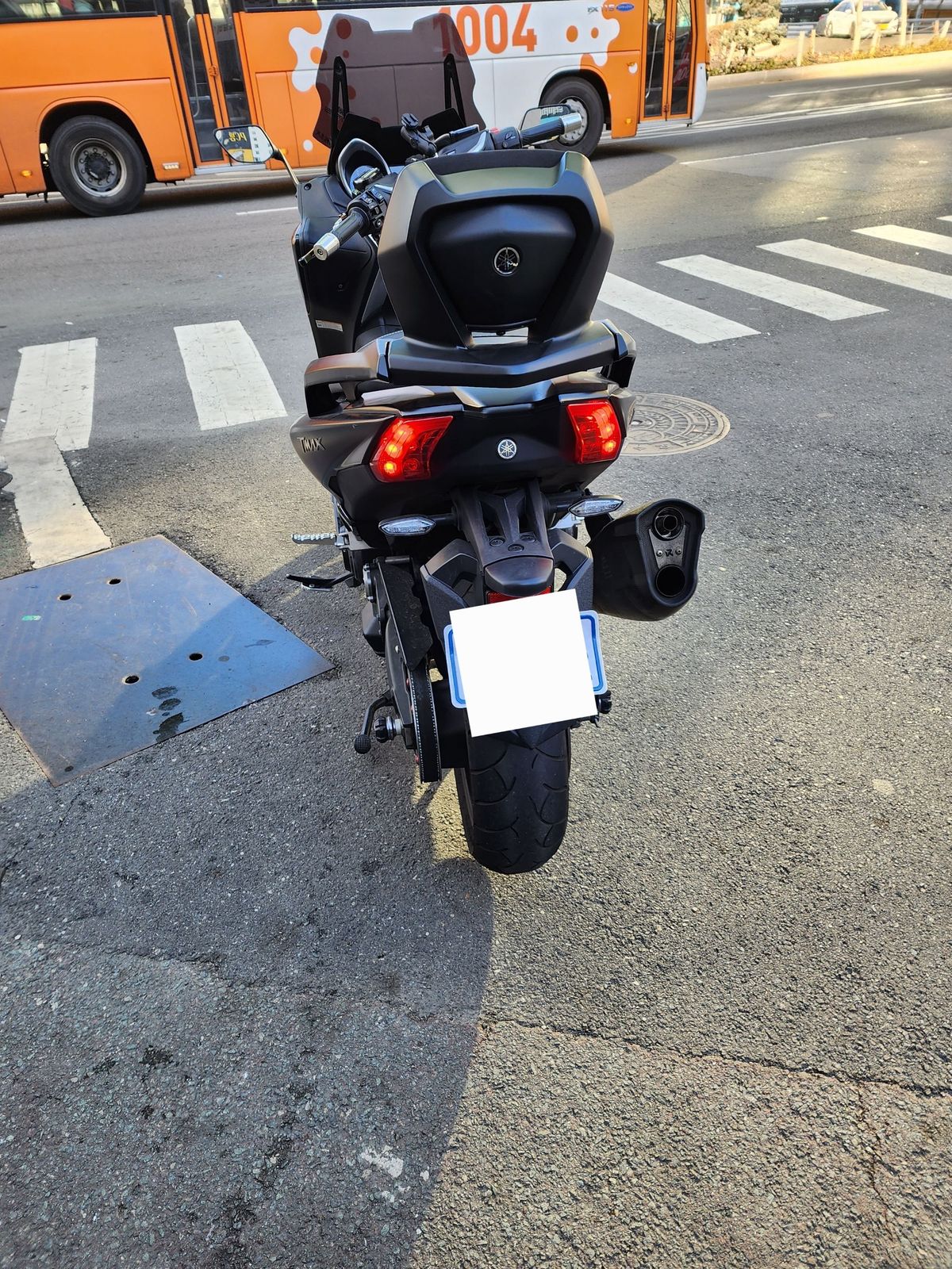 야마하 TMAX DX 4
