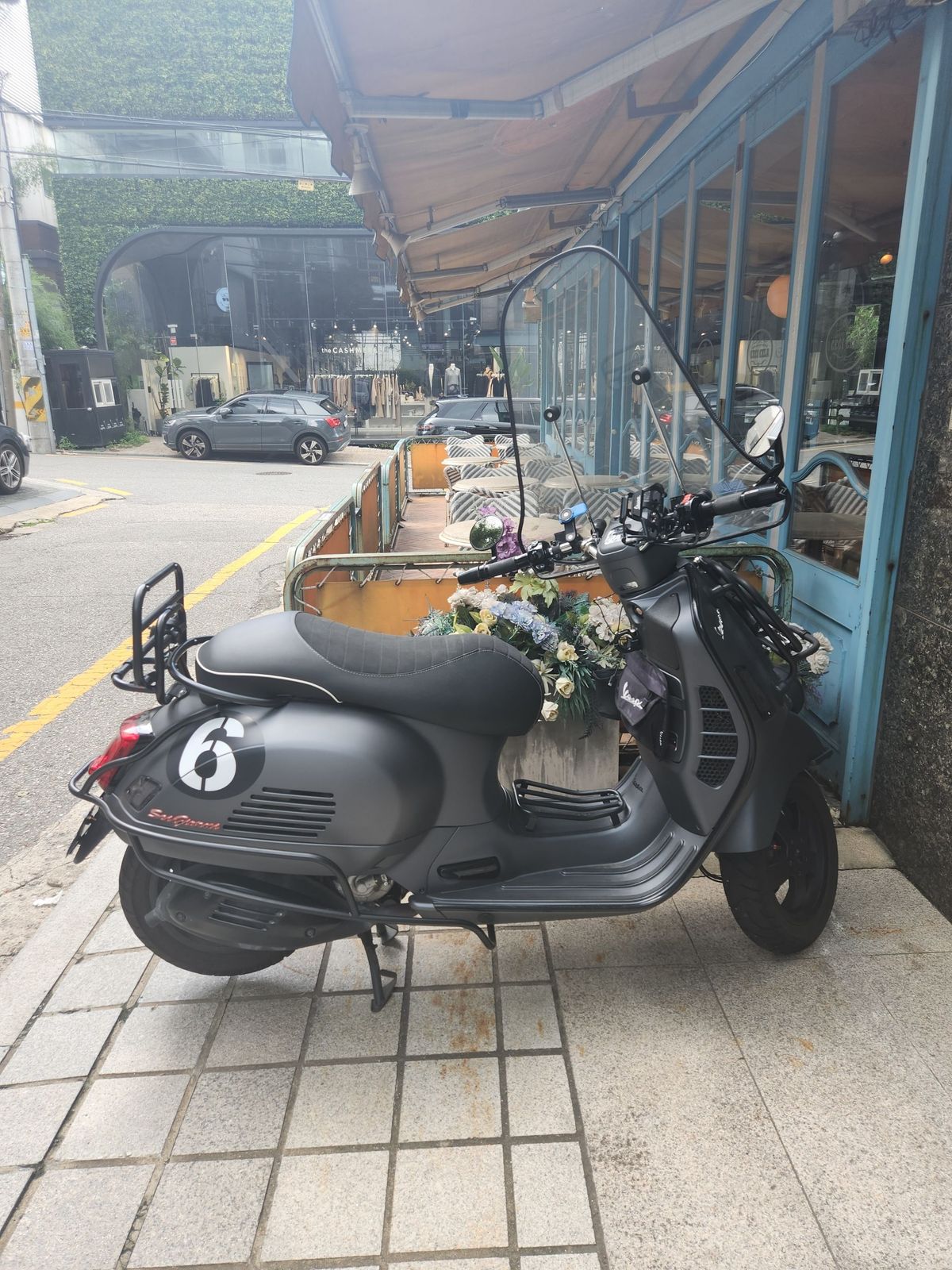 베스파 GTV 300 세이조르니 main