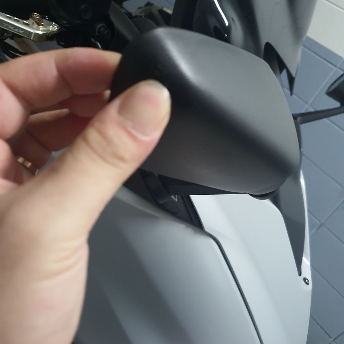 야마하 TMAX DX 8