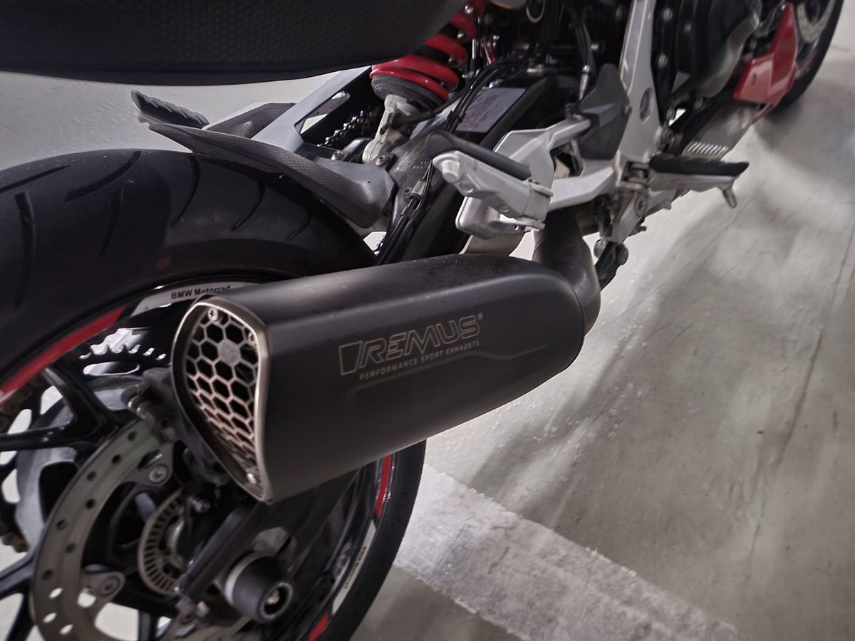 BMW F 900 R 9