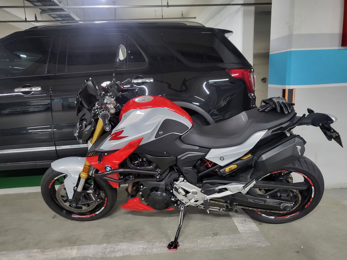 BMW F 900 R thumb 2