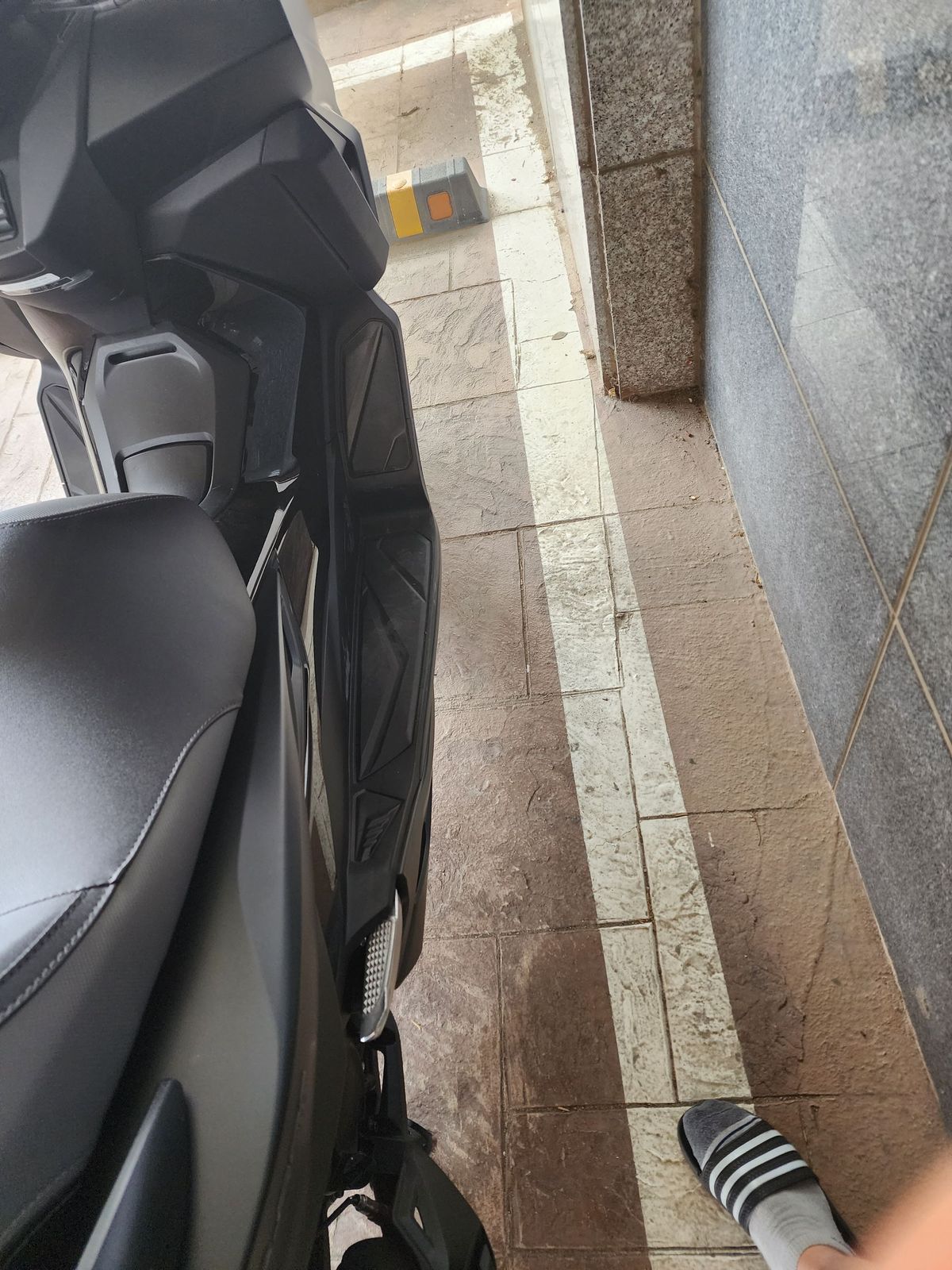혼다 포르자 350 main